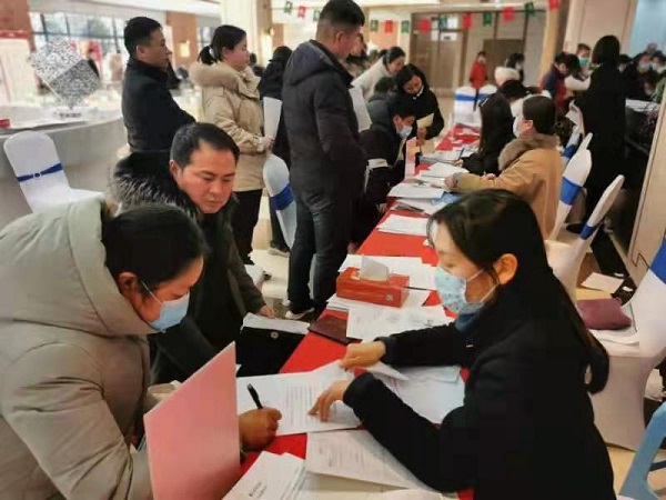 定遠(yuǎn)項(xiàng)目六號地徽鹽·曲陽名邸如期交房